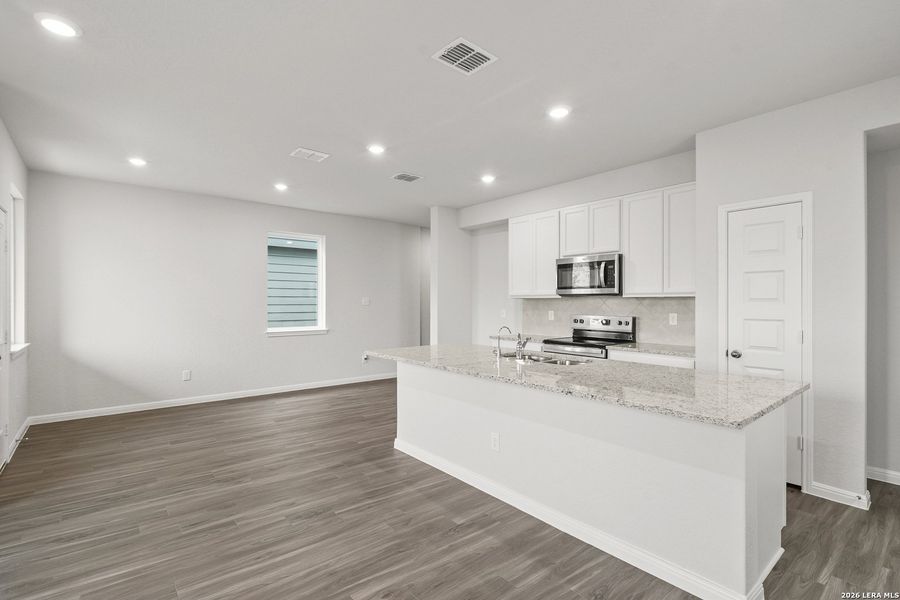 Furnished interior view inside a new home in Melissa Ranch, San Antonio (Image 11). Furnished interior view inside a new home in Melissa Ranch, San Antonio (Image 11).
