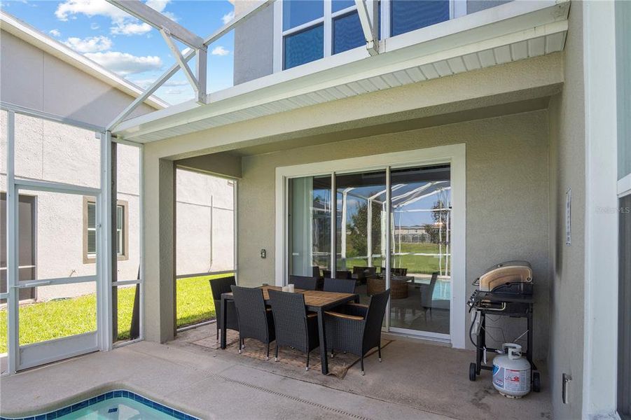 Exterior details and patio area of a home in , Davenport (Image 25).