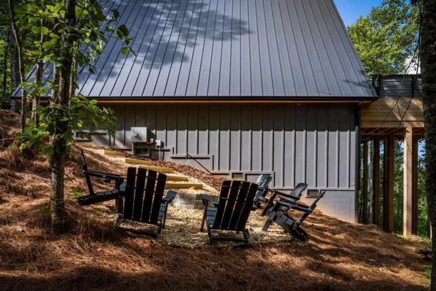 Exterior details and patio area of a home in , Blue Ridge (Image 36).