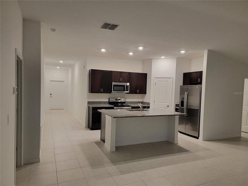 Furnished interior view inside a new home in , Lakeland (Image 8).