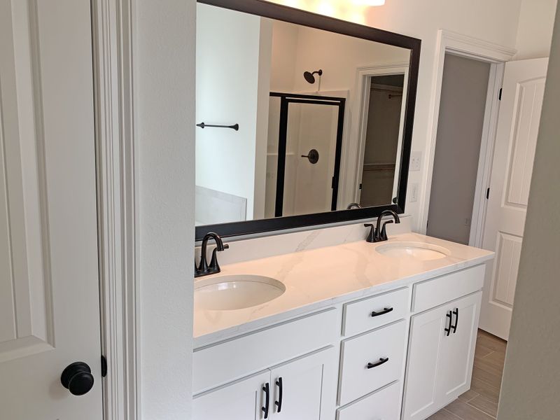 Furnished interior view inside a new home in Sentinel Ridge, Pace (Image 8).