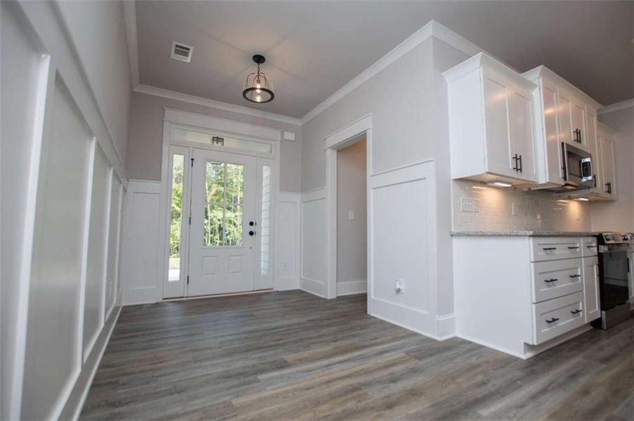 Spacious, unfurnished interior of a new home in , Douglasville (Image 69).