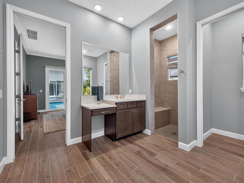 Furnished interior view inside a new home in , Davenport (Image 12).