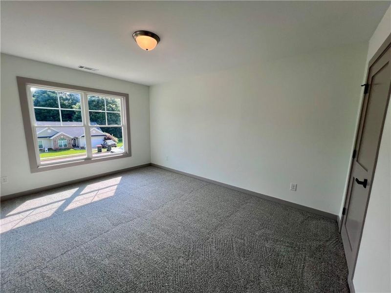 Spacious, unfurnished interior of a new home in , Monroe (Image 17).