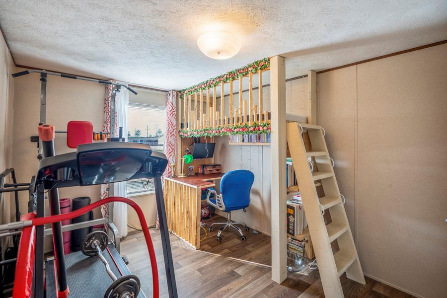 Image 41 of a home in .