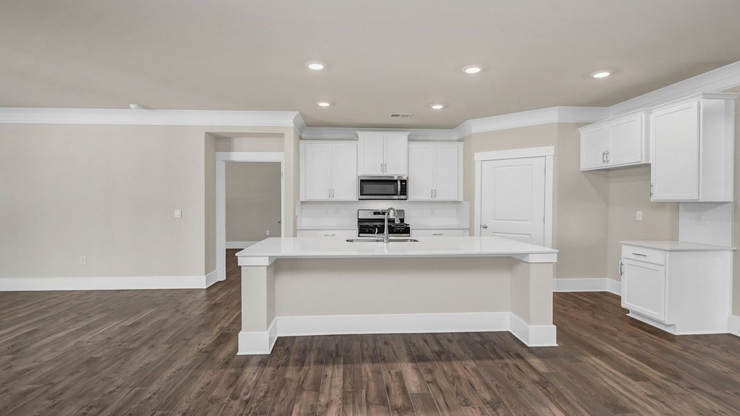 Furnished interior view inside a new home in Cross Creek, Lexington (Image 8).