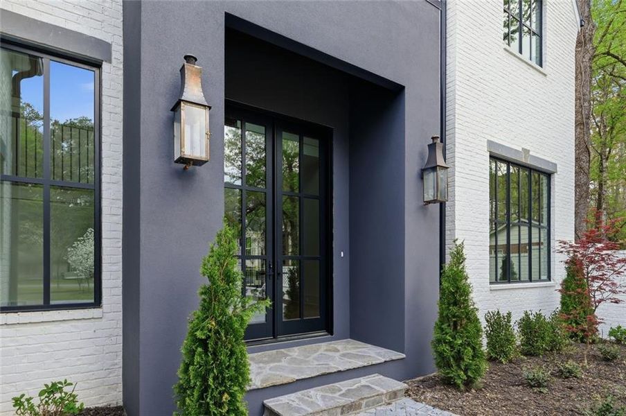 Exterior details and patio area of a home in , Alpharetta (Image 4).