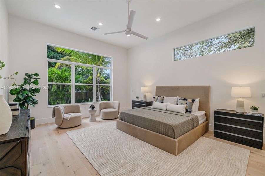Furnished interior view inside a new home in , Biscayne Park (Image 19).