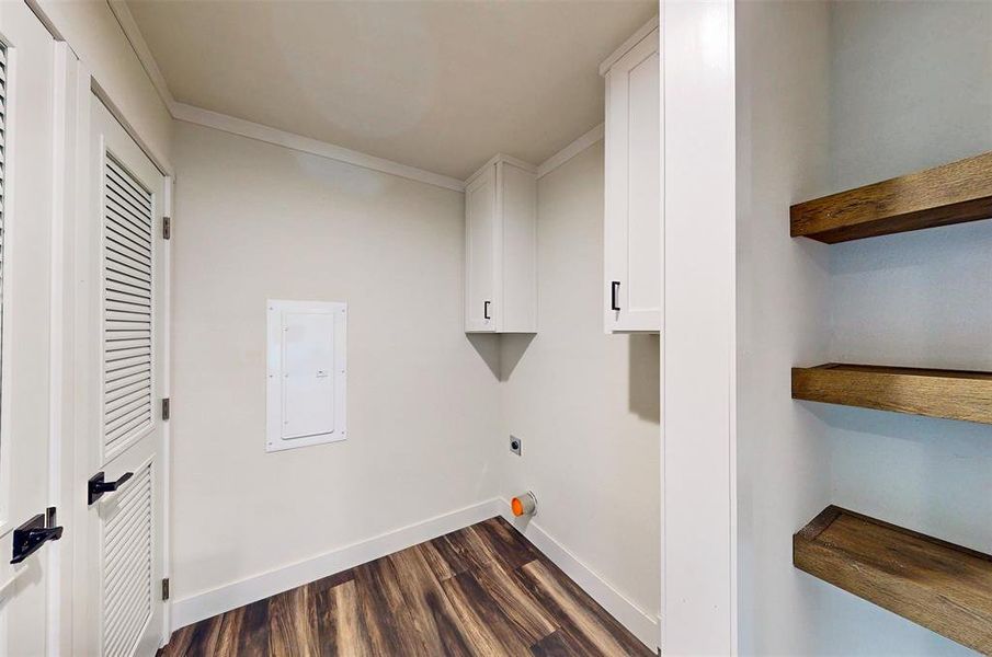 Spacious, unfurnished interior of a new home in , Grand Saline (Image 27). Spacious, unfurnished interior of a new home in , Grand Saline (Image 27).