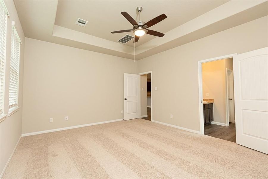 Image 18 of a home in Charleston Heights.