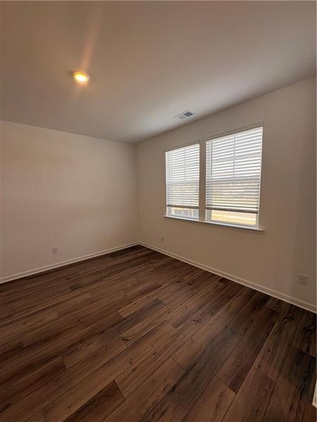 Spacious, unfurnished interior of a new home in Apalachee Hills, Bethlehem (Image 5).