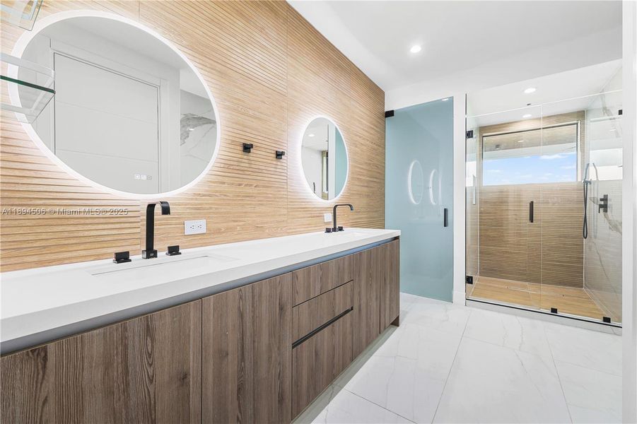 Furnished interior view inside a new home in , Fort Lauderdale (Image 12). Furnished interior view inside a new home in , Fort Lauderdale (Image 12).