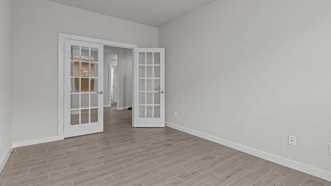 Representative unfurnished interior of a home built from the THE HOBBS by D.R. Horton in Northwest Passage, Midland (Image 21). Representative unfurnished interior of a home built from the THE HOBBS by D.R. Horton in Northwest Passage, Midland (Image 21).