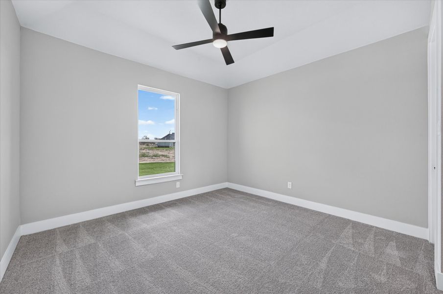 Spacious, unfurnished interior of a new home in Paloma Ranches, Justin (Image 28).