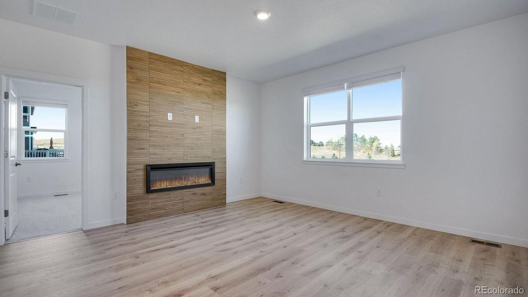 Spacious, unfurnished interior of a new home in Trails at Crowfoot, Parker (Image 21).