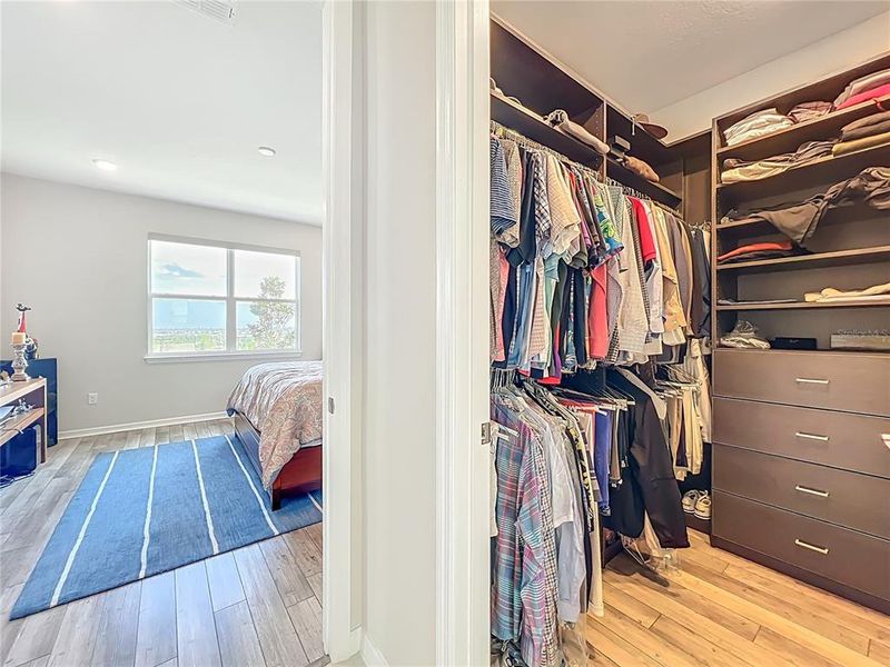 Furnished interior view inside a new home in Del Webb Minneola, Minneola (Image 13). Furnished interior view inside a new home in Del Webb Minneola, Minneola (Image 13).