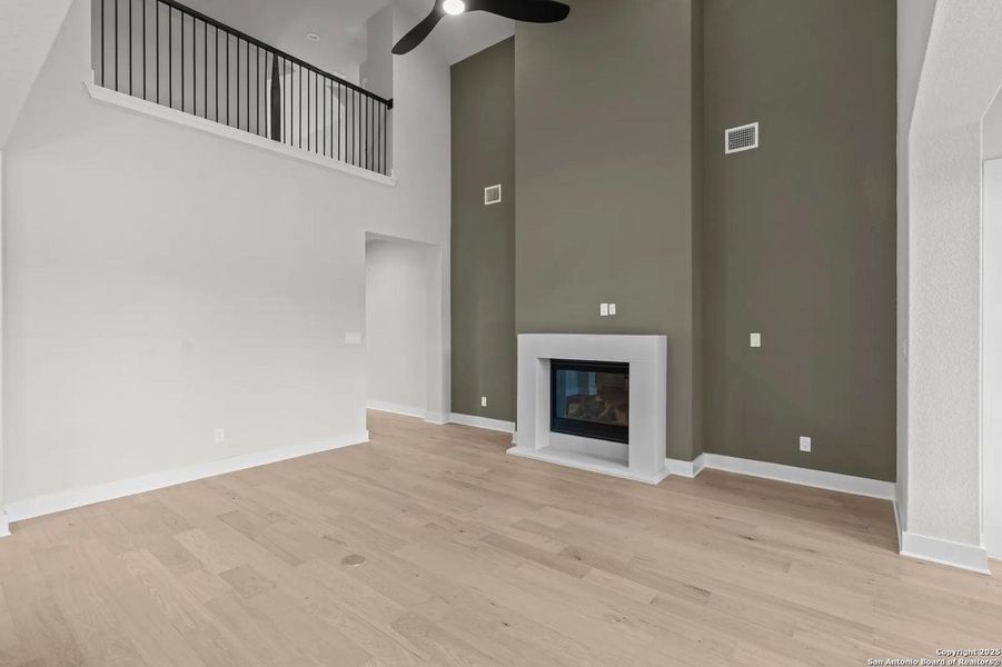 Spacious, unfurnished interior of a new home in Esperanza - 70', Boerne (Image 23).