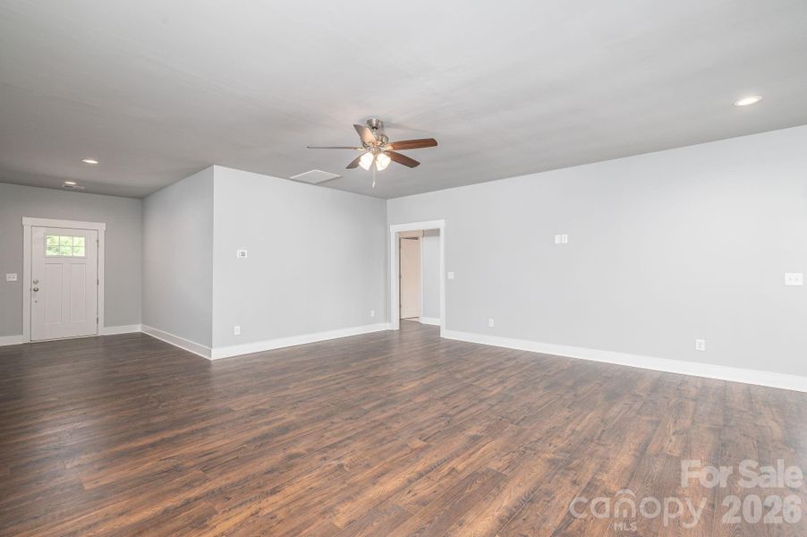 Spacious, unfurnished interior of a new home in , Maiden (Image 37).