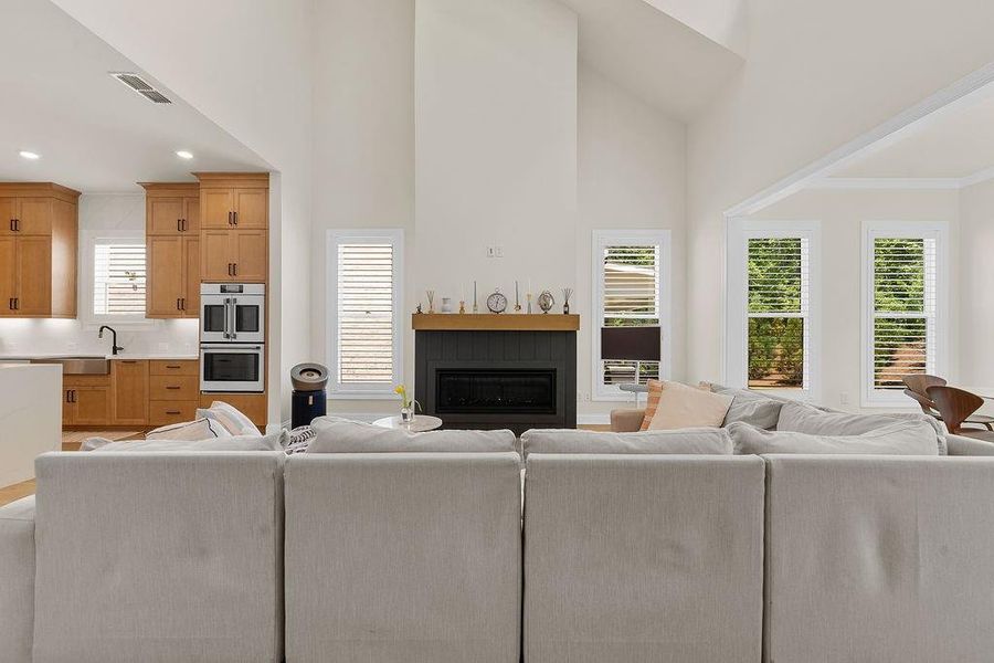 Furnished interior view inside a new home in , Alpharetta (Image 34).