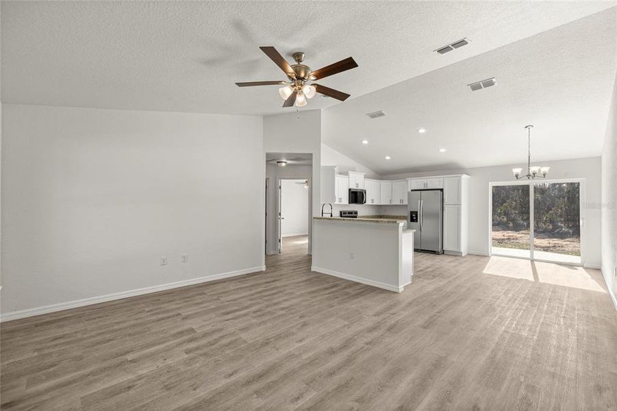 Spacious, unfurnished interior of a new home in , Dunnellon (Image 14). Spacious, unfurnished interior of a new home in , Dunnellon (Image 14).
