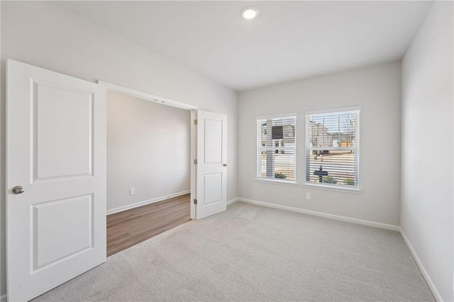 Spacious, unfurnished interior of a new home in Creekside at Oxford Park, Fairburn (Image 29).