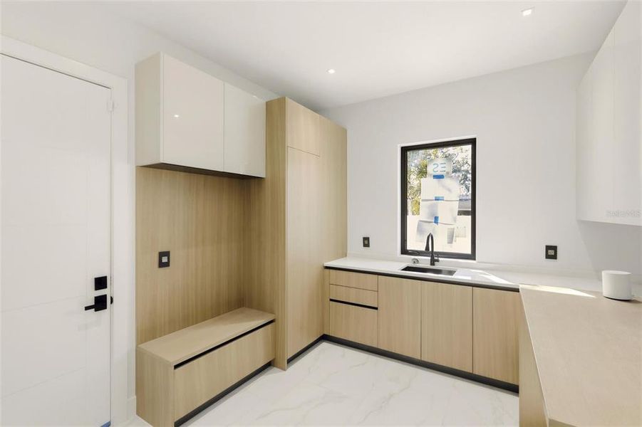 Furnished interior view inside a new home in , Sarasota (Image 14).