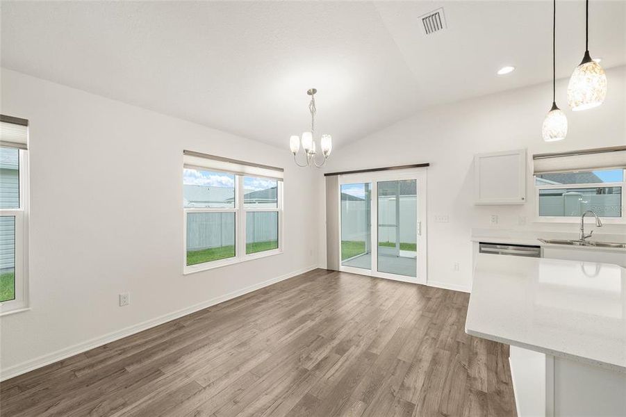 Spacious, unfurnished interior of a new home in , The Villages (Image 16).