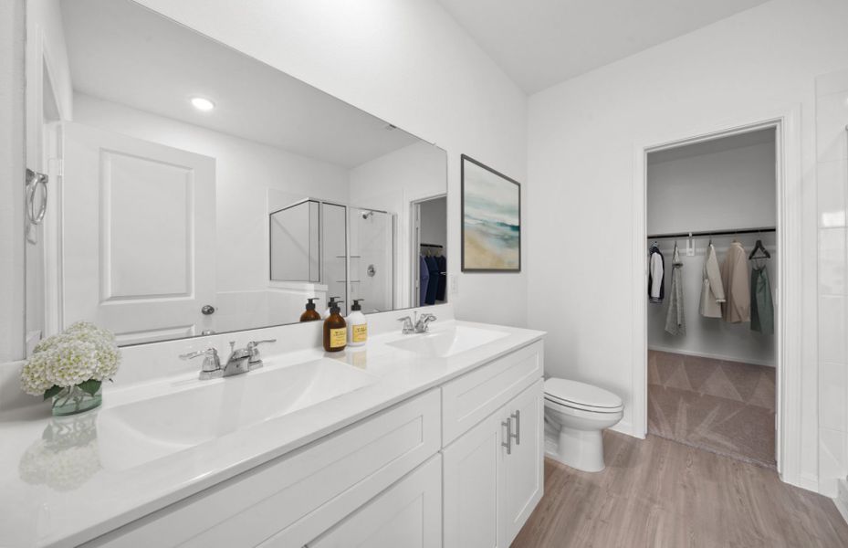 Virtually Staged Owner's Bathroom Virtually Staged Owner's Bathroom