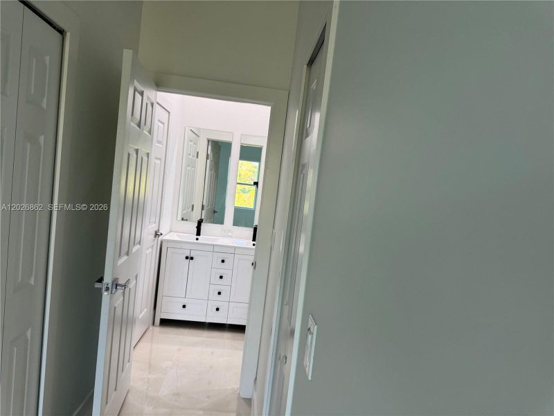 Image 17 of a home in .