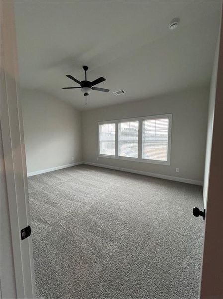 Spacious, unfurnished interior of a new home in Apalachee Overlook, Winder (Image 10).
