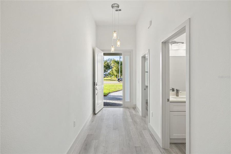 Spacious, unfurnished interior of a new home in , North Port (Image 17).