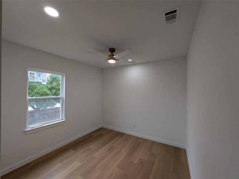 Spacious, unfurnished interior of a new home in , Dallas (Image 28).