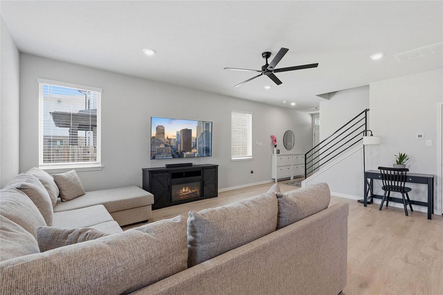 Furnished interior view inside a new home in Crosswinds, Kyle (Image 11).