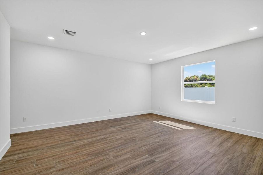 22-web-or-mls-House (22)