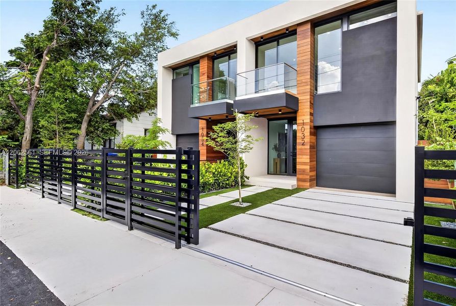 Exterior details and patio area of a home in , Miami (Image 3).