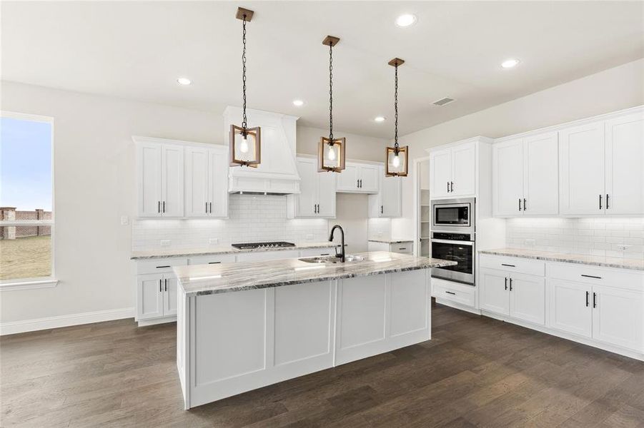 961 Crepe Myrtle  Kitchen 2