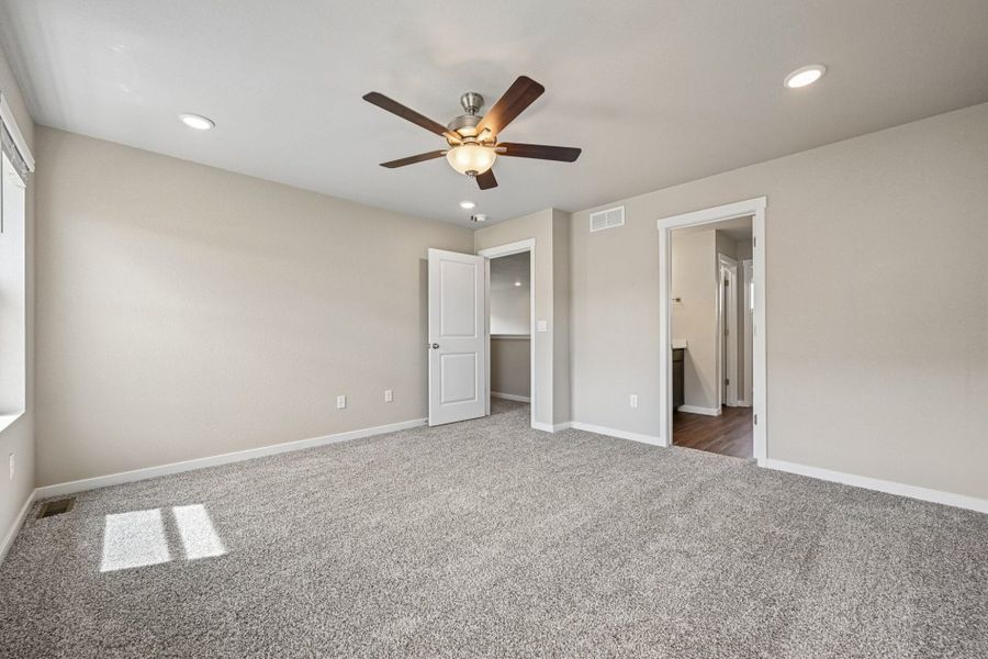 Spacious, unfurnished interior of a new home in Ridge at Lorson Ranch, Colorado Springs (Image 45). Spacious, unfurnished interior of a new home in Ridge at Lorson Ranch, Colorado Springs (Image 45).