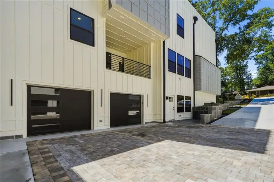 Exterior details and patio area of a home in , Roswell (Image 34).