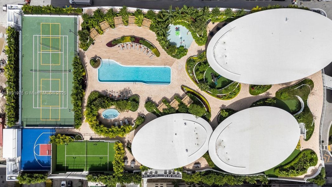 Community amenities in Aria Reserve, Miami (Image 48). Community amenities in Aria Reserve, Miami (Image 48).