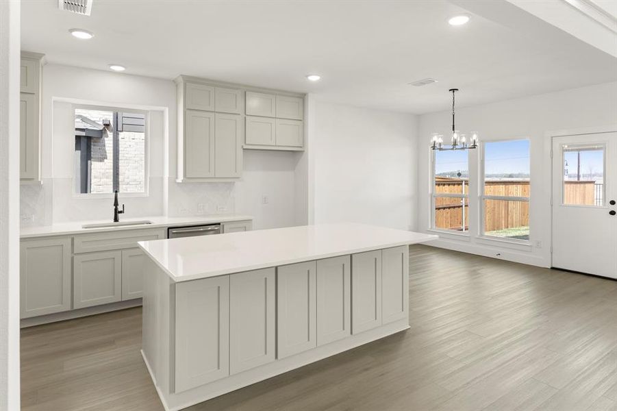 11. 11. 9617 Westchester - Kitchen (3)