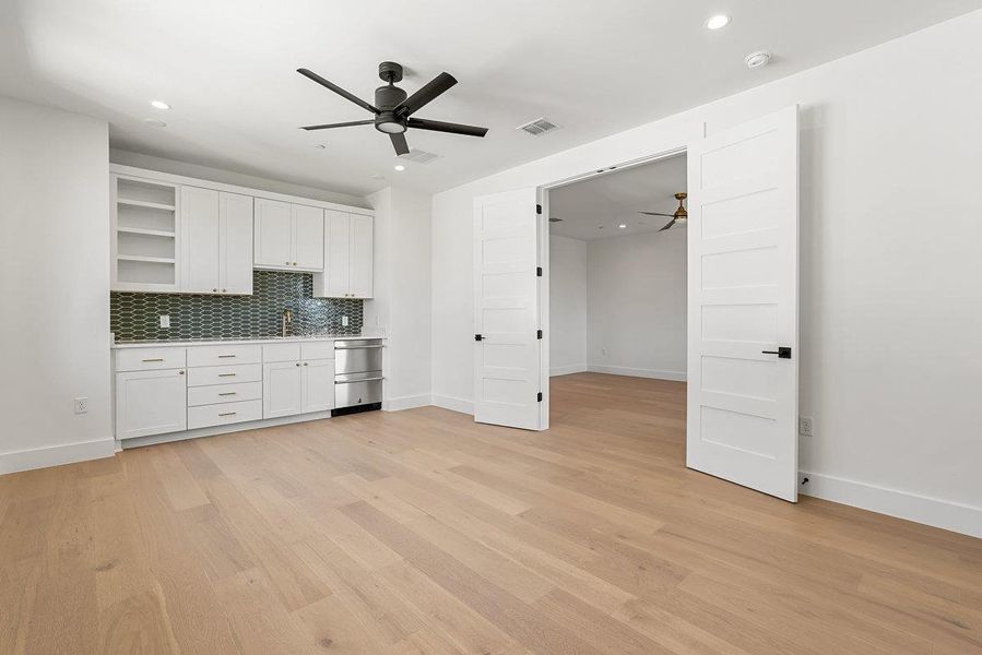 Spacious, unfurnished interior of a new home in Milky Way at River Place, Austin (Image 24).