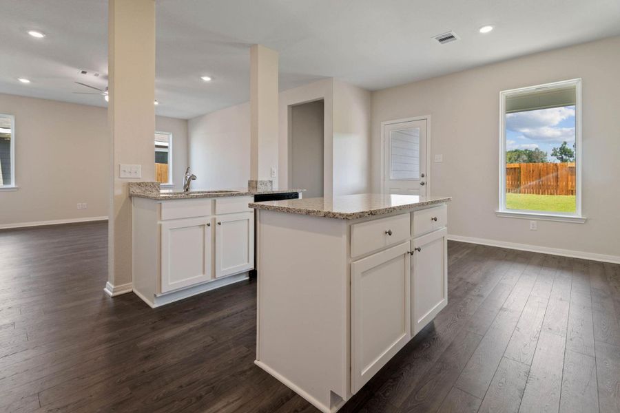 Furnished interior view inside a new home in Sweetwater Ridge, Conroe (Image 8).