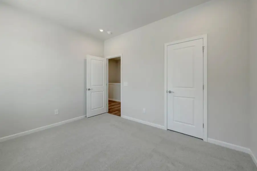 Spacious, unfurnished interior of a new home in Millstone, Cramerton (Image 22).