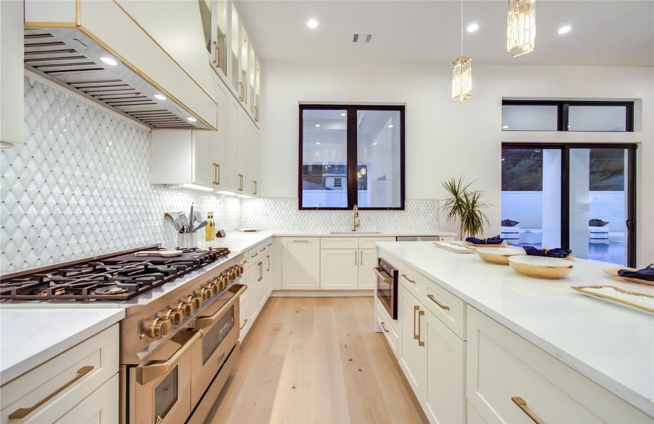 Furnished interior view inside a new home in , Houston (Image 16).