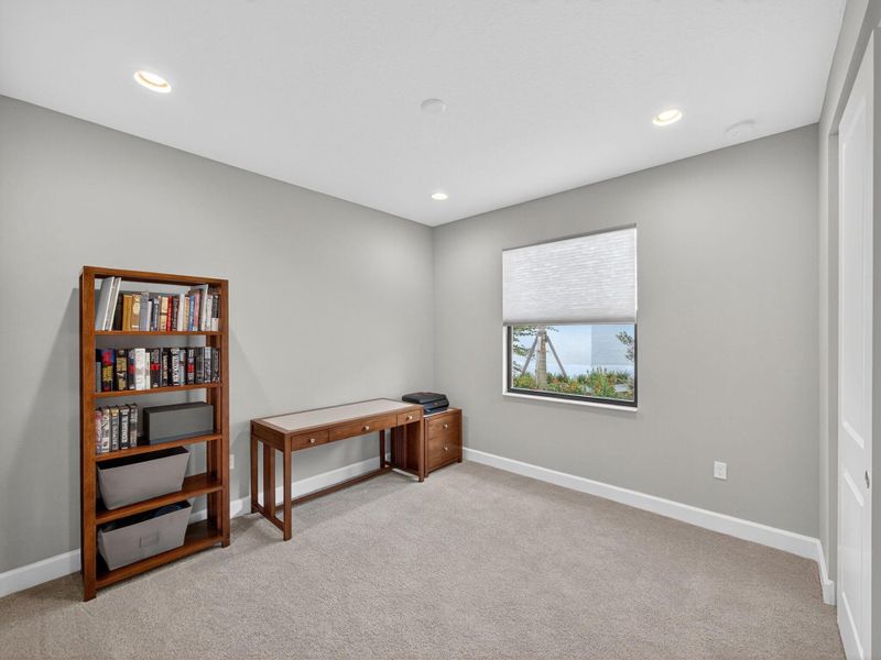Spacious, unfurnished interior of a new home in , Port St. Lucie (Image 19).
