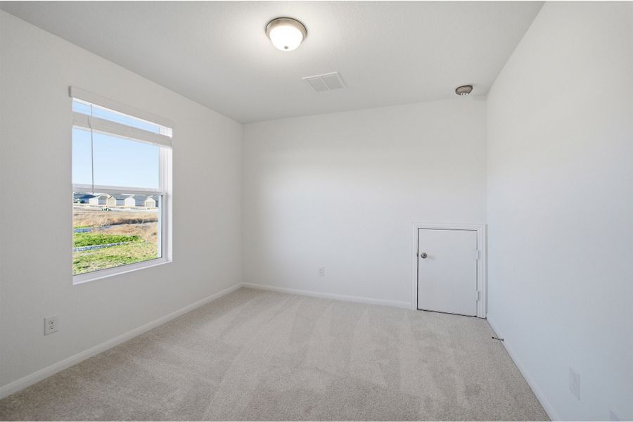 Spacious, unfurnished interior of a new home in Cool Water, Jarrell (Image 45).