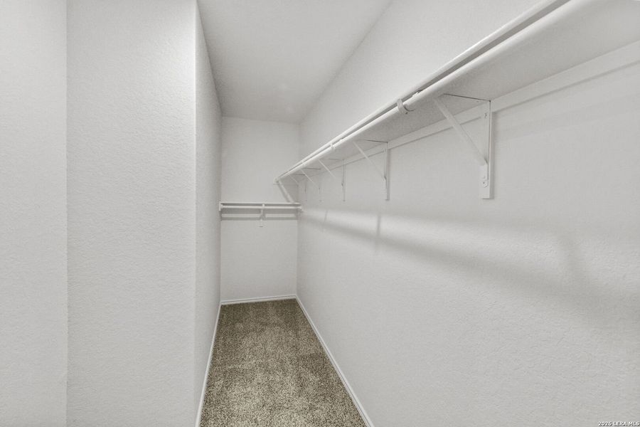 Spacious, unfurnished interior of a new home in Hickory Ridge, Elmendorf (Image 29).