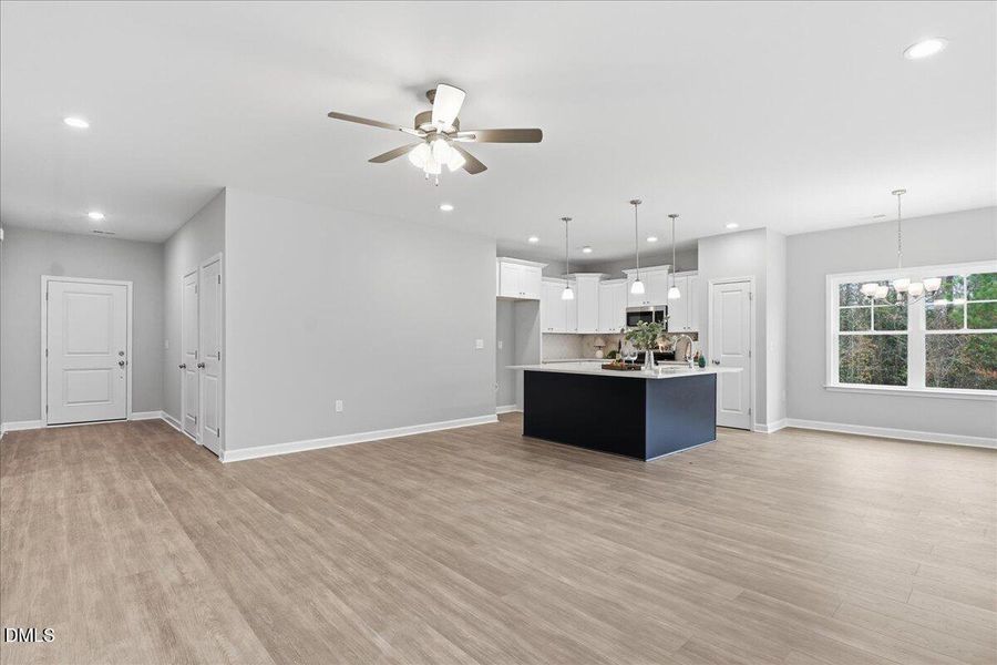 16-118 Sagewood Dr-16