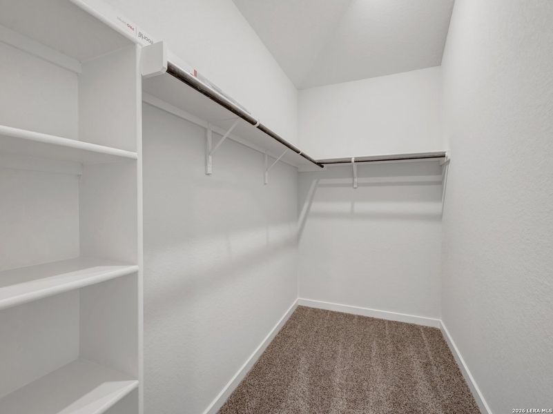 Spacious, unfurnished interior of a new home in , San Antonio (Image 30).