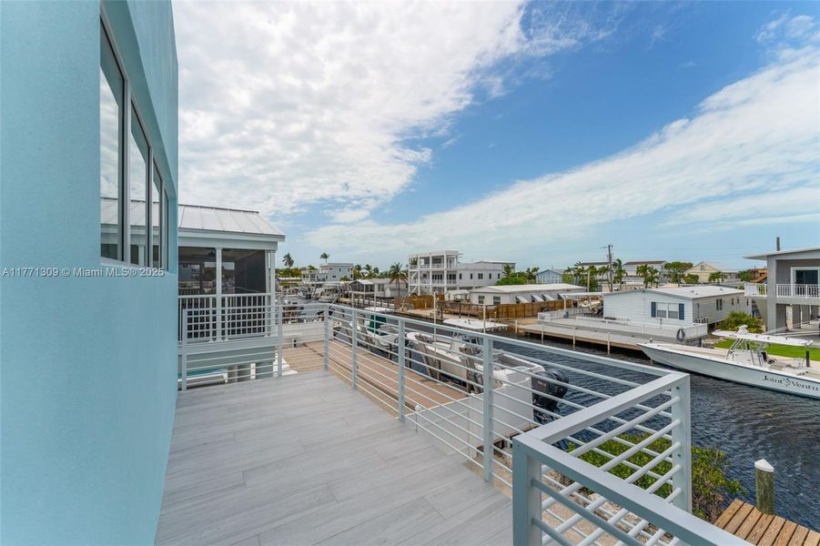 Exterior details and patio area of a home in , Key Largo (Image 3).